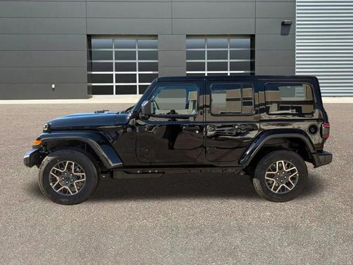 2026 Jeep Wrangler 4-Door Sahara 4x4