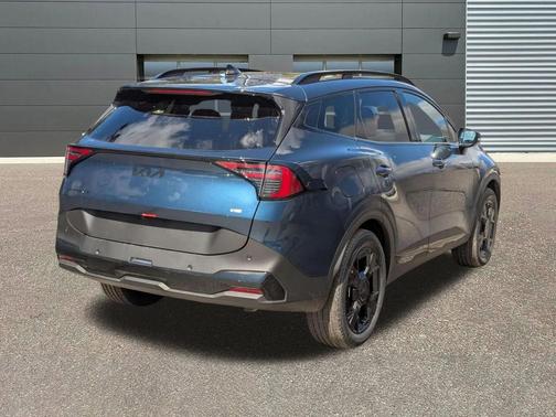 2026 Kia Sportage Plug-In Hybrid X-Line