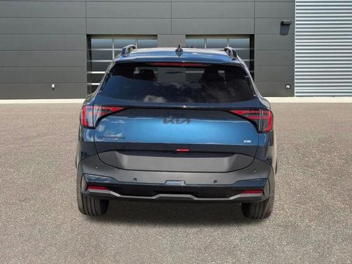 2026 Kia Sportage Plug-In Hybrid X-Line