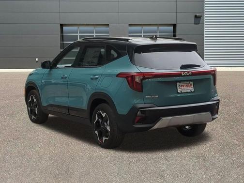 Pluton Blue/Black Roof 2026 Kia Seltos S