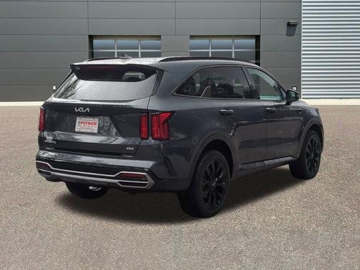 Gravity Grey 2023 Kia Sorento SX