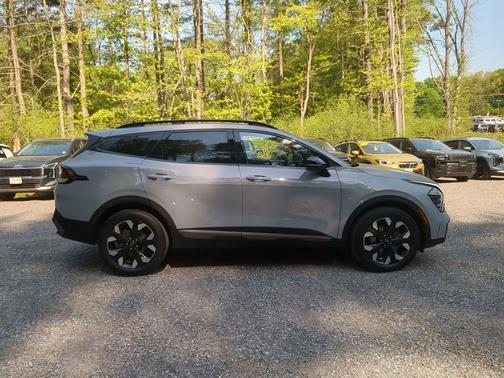 Wolf Gray 2024 Kia Sportage X-Line