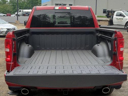 Molten Red Pearlcoat 2026 RAM 1500 Big Horn/Lone Star
