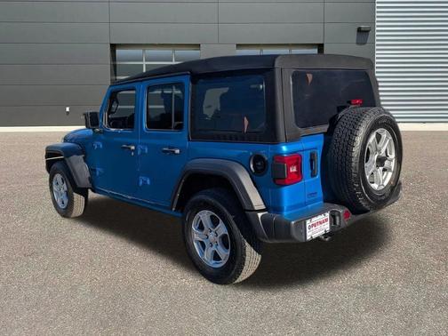 2022 Jeep Wrangler Unlimited Sport