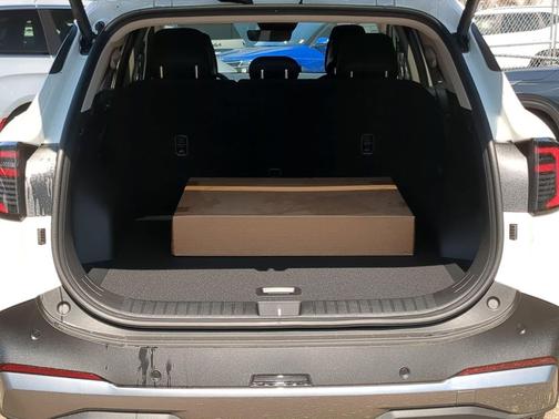 Snow White Pearl 2026 Kia Sportage Hybrid EX