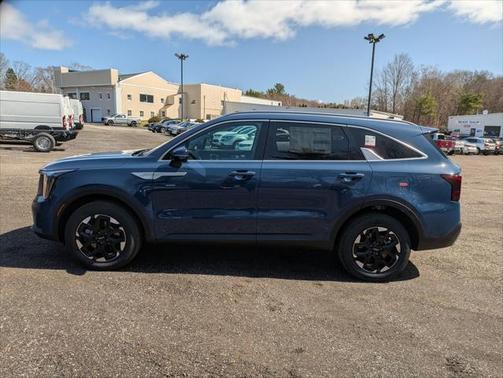 2025 Kia Sorento S