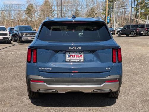 2025 Kia Sorento S