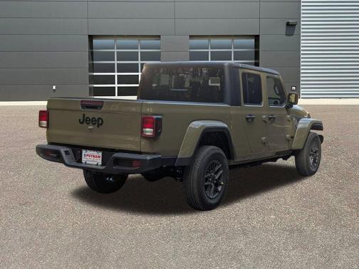 2025 Jeep Gladiator Sport S