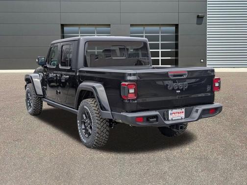 Black Clearcoat 2026 Jeep Gladiator Sport