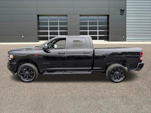 2022 RAM 2500 Big Horn Crew Cab 4x4 6'4' Box