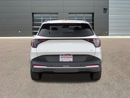 Snow White Pearl 2026 Kia Sportage Hybrid EX