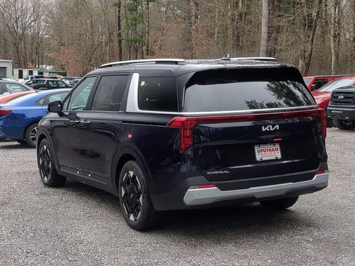 2026 Kia Carnival EX