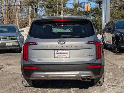 2020 Kia Telluride S