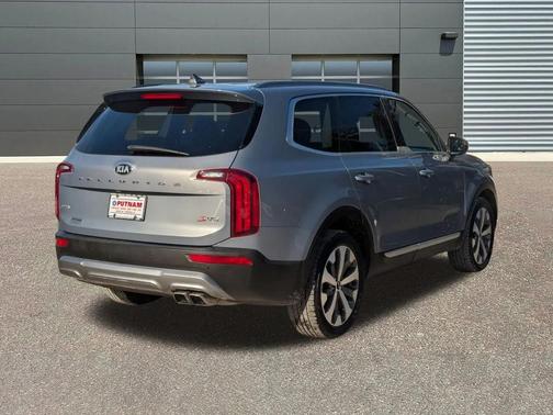 2020 Kia Telluride S