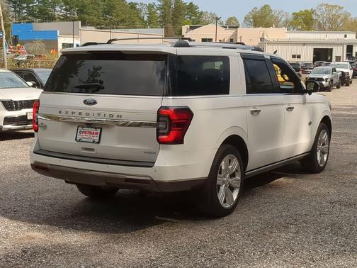 Star White Metallic Tri-Coat 2024 Ford Expedition Max King Ranch