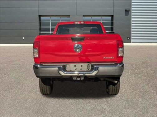 2024 RAM 2500 Tradesman Regular Cab 4x4 8' Box