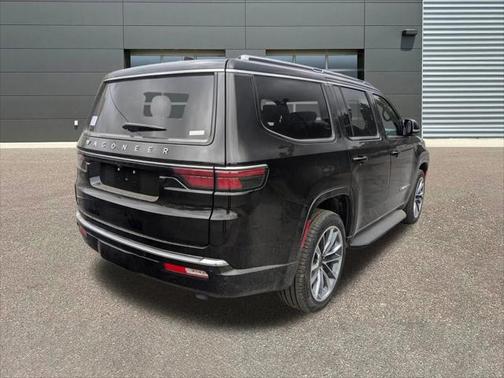 2025 Jeep Wagoneer Carbide 4x4