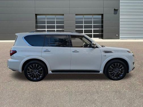 2022 Nissan Armada Platinum 4WD