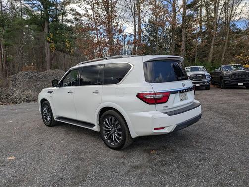 2022 Nissan Armada Platinum 4WD