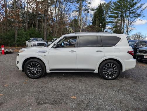 2022 Nissan Armada Platinum 4WD