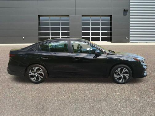 Crystal Black Silica 2024 Subaru Legacy Premium