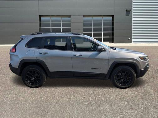 2019 Jeep Cherokee Trailhawk Elite