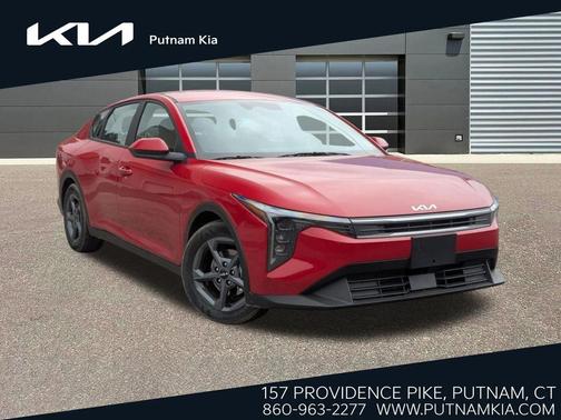 Currant Red 2026 Kia K4 LXS