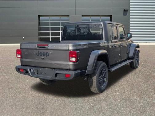 2025 Jeep Gladiator Sport S