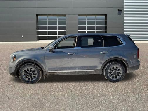 2023 Kia Telluride LX