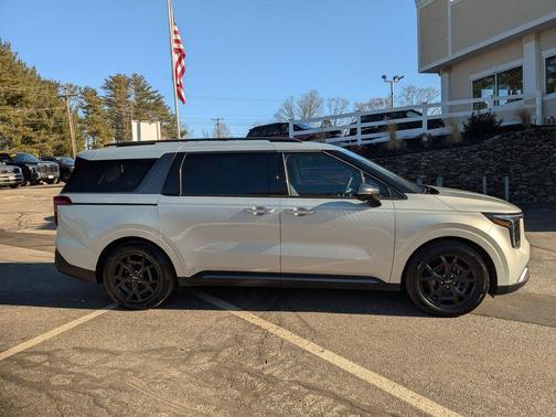 2025 Kia Carnival SX Prestige