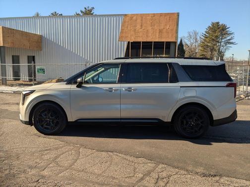 2025 Kia Carnival SX Prestige