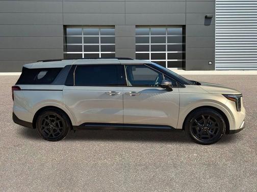 2025 Kia Carnival SX Prestige