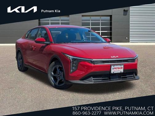 Currant Red 2026 Kia K4 LXS