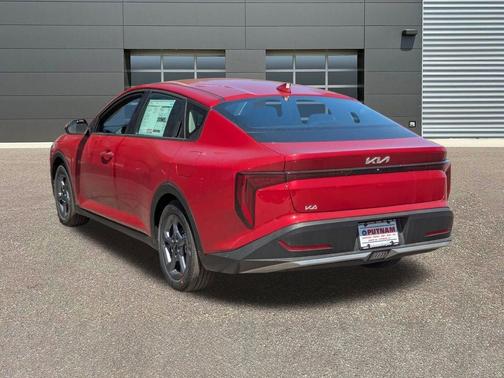 Currant Red 2026 Kia K4 LXS