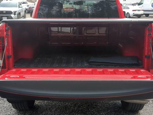 Flame Red Clearcoat 2022 RAM 1500 Classic SLT