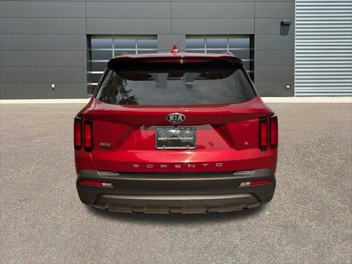 2021 Kia Sorento S