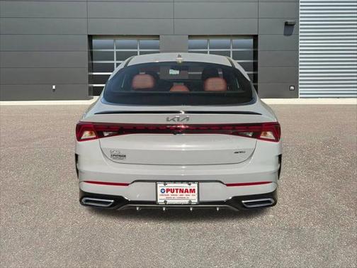 2024 Kia K5 GT-Line