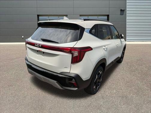 2025 Kia Seltos EX