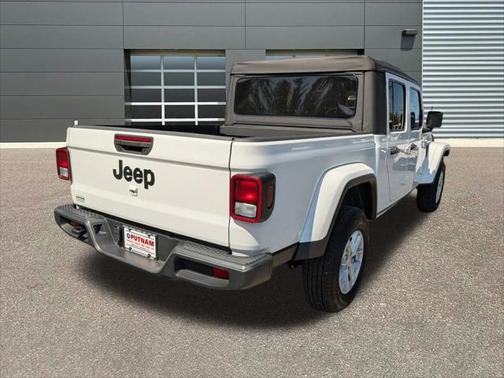 2023 Jeep Gladiator Sport S