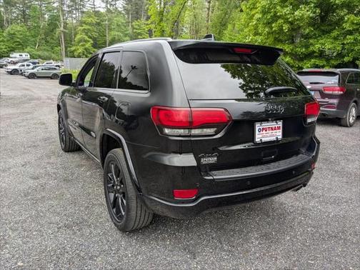 2021 Jeep Grand Cherokee Laredo
