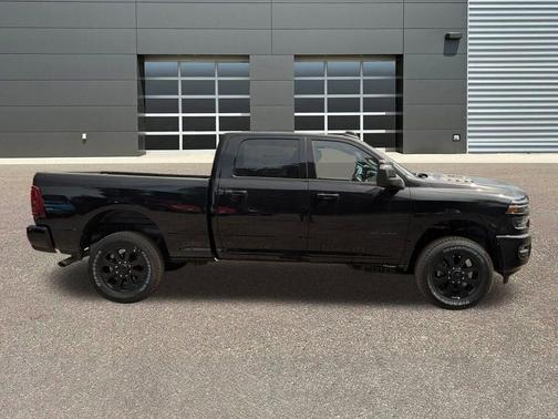 2025 RAM 2500 Laramie Crew Cab 4x4 6'4' Box