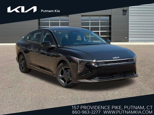 Aurora Black Pearl 2026 Kia K4 LXS