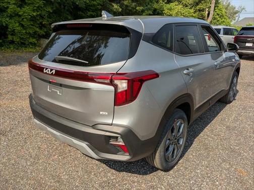 2025 Kia Seltos LX