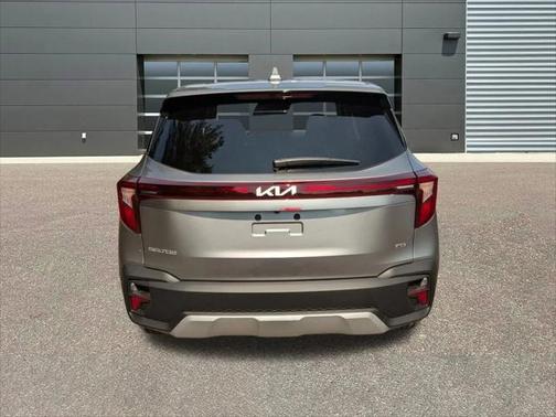 2025 Kia Seltos LX