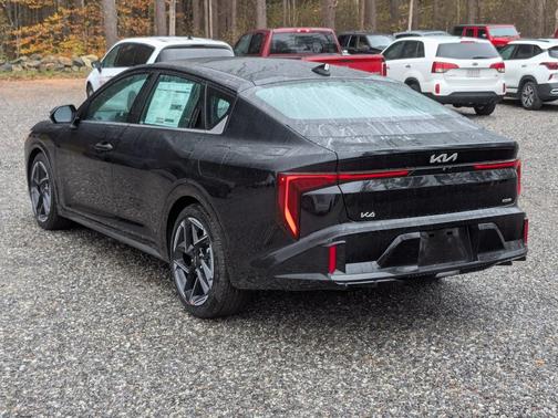 2025 Kia K4 GT-Line