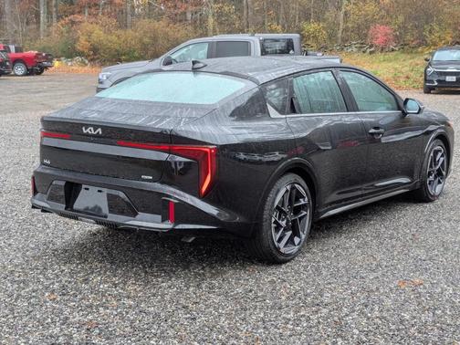 2025 Kia K4 GT-Line