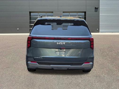 2026 Kia Carnival SX