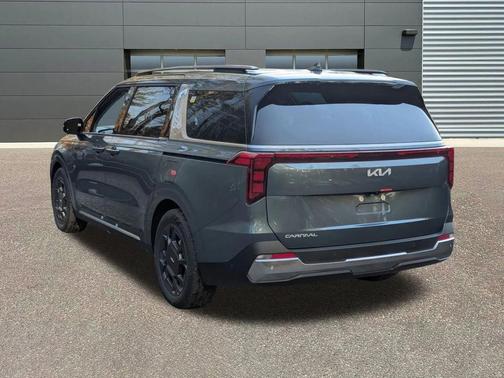 2026 Kia Carnival SX