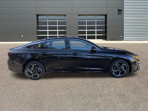 2026 Kia K5 GT-Line AWD