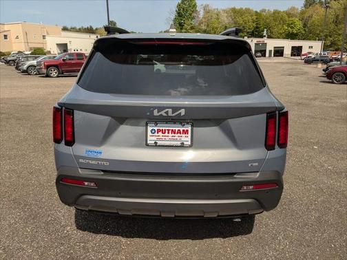 2023 Kia Sorento EX